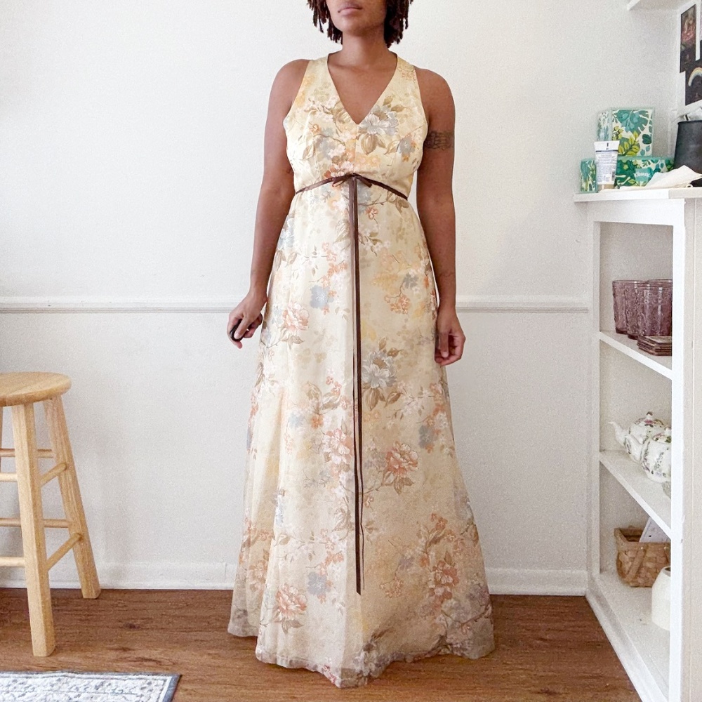 vintage 1970s floral halter gown - Picture 2 of 9